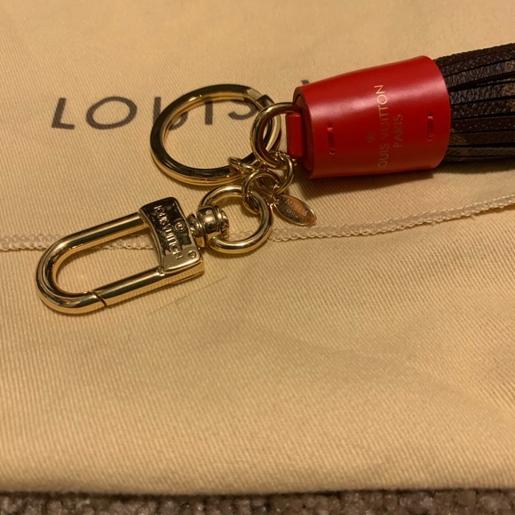 LV Tassel Bag Charm - Picture 4 of 5